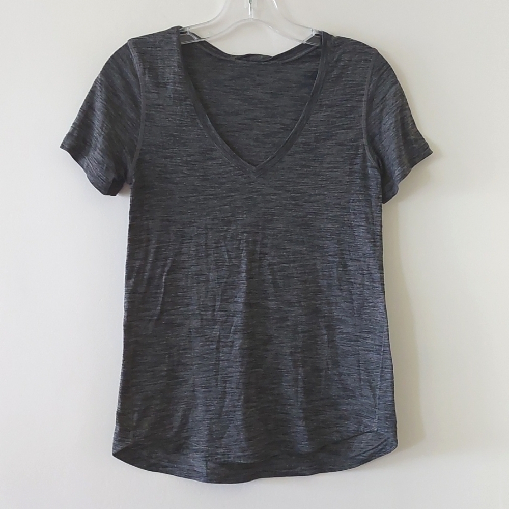 Lululemon what the sport tee heathered black